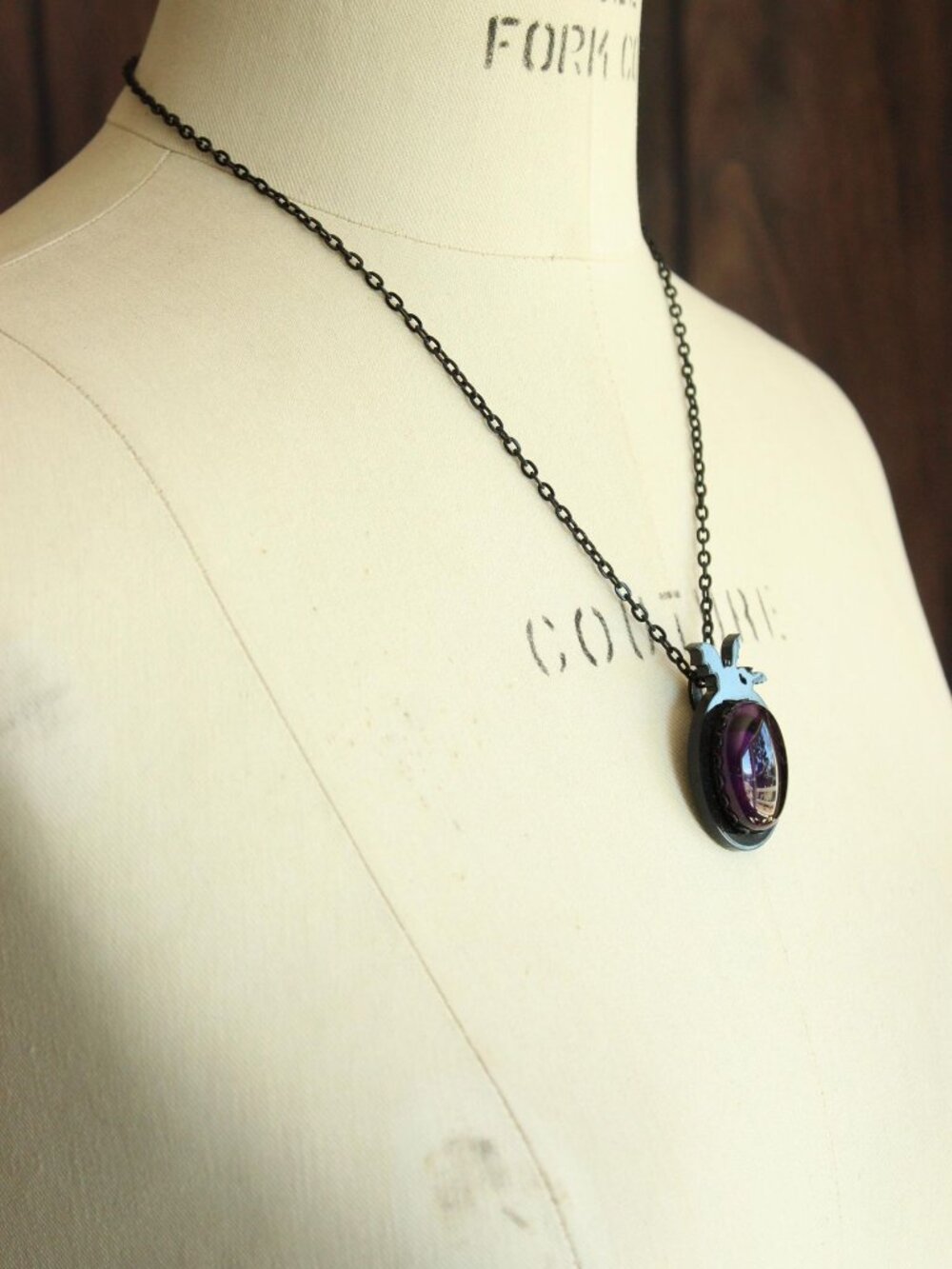 Gothic Bat Cameo Necklace with Purple Amethyst Cabochon on Black Chain - Picture 6 of 12
